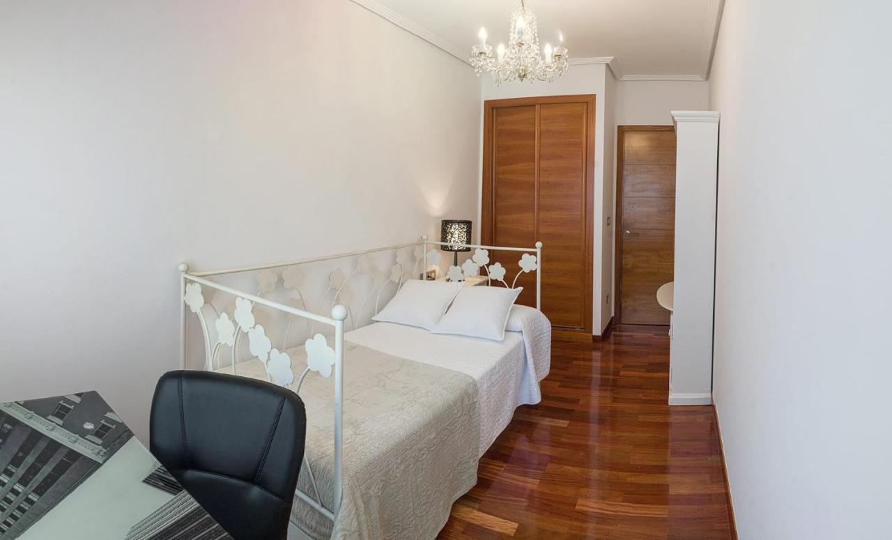 Sakura Homes Torre De Hercules 4 Plazas โอโกรูญา ภายนอก รูปภาพ