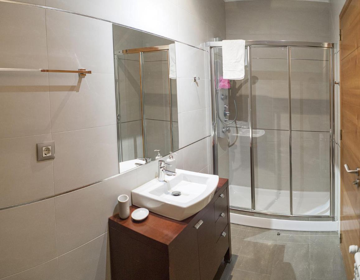 Sakura Homes Torre De Hercules 4 Plazas โอโกรูญา ภายนอก รูปภาพ